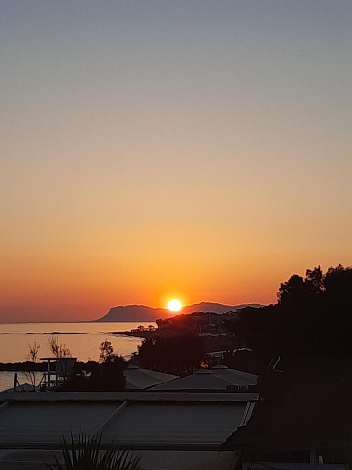 Comfy Beachfront Litinas Casa With Seaview Chania  Екстер'єр фото